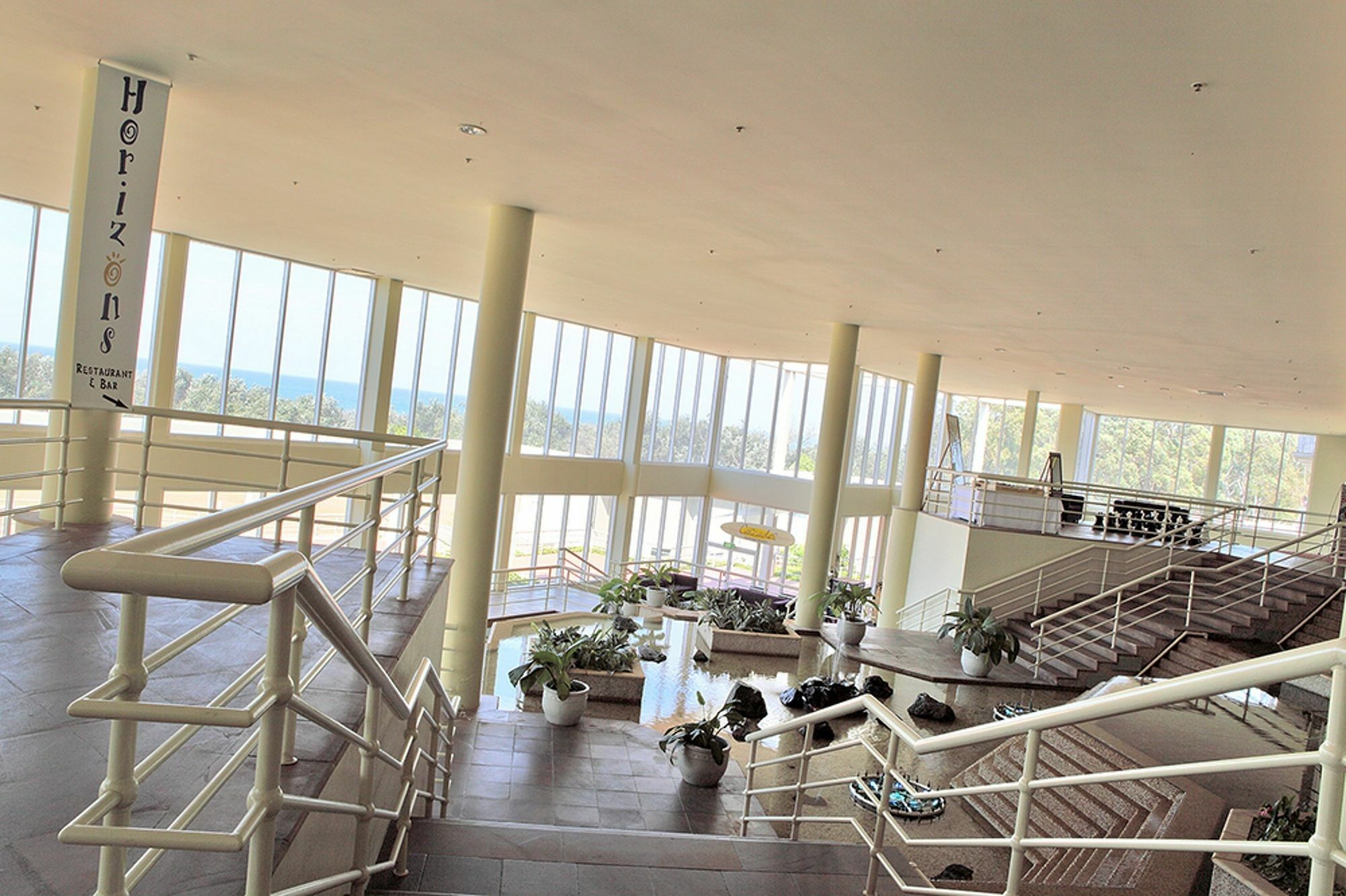 Absolute Beachfront Opal Cove Resort Korora ภายนอก รูปภาพ